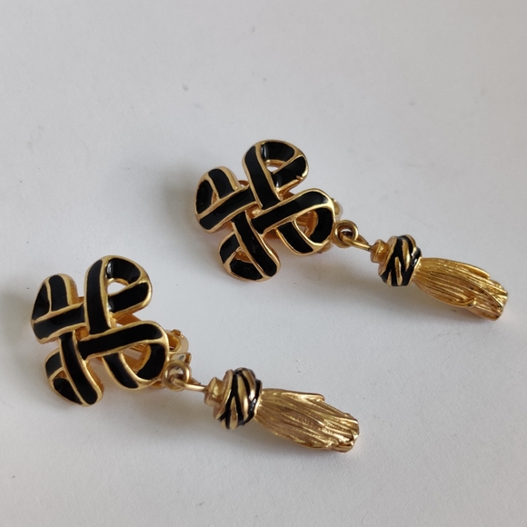 Vintage MFA Love Knot Dangling Earrings - Picture 9 of 12